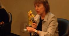 Conversa com Camille Paglia: “As jovens merecem e precisam pensar sobre o seu futuro"